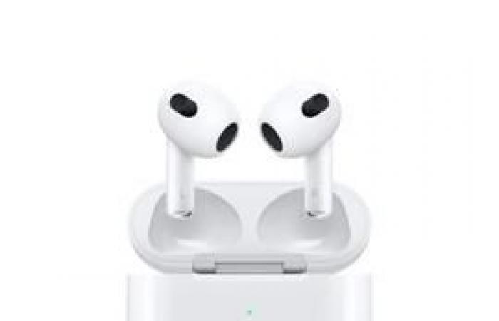 Airpods Pro 2 in free fall, merchants slash prices