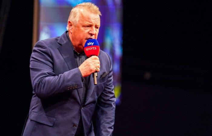 ‘Never change, John McDonald’, say stunned darts fans after spotting what iconic announcer did during walk-on