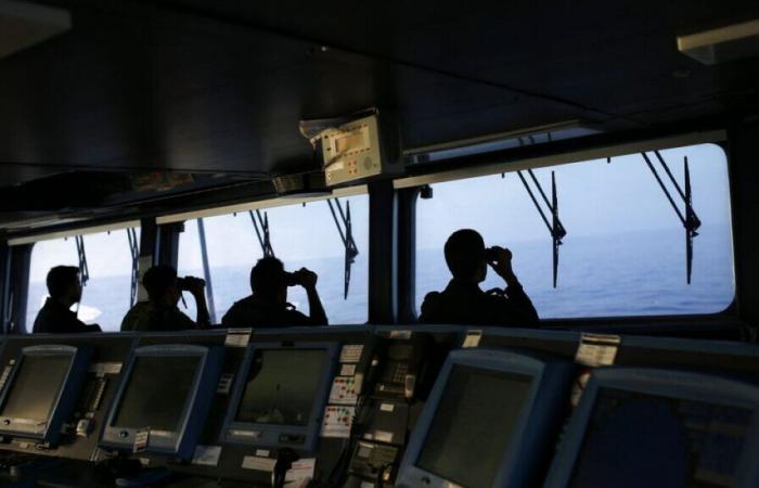 Off the coast of Portugal, Russian ships under close surveillance