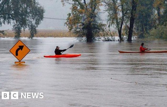 Storms threaten to disrupt holiday travel across US