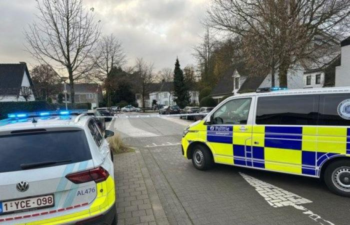 Student (16) witnesses shooting from two cars in Berchem