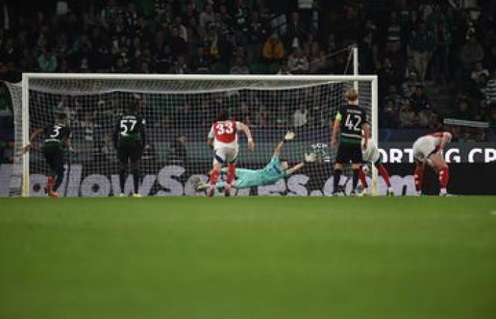 Sporting-Arsenal, 1-5 Duarte Gomes' analysis of the refereeing: a Sporting player for being sent off (twice)