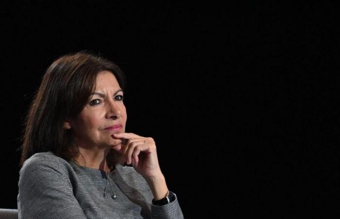 The mayor of Paris, Anne Hidalgo, announces that she will not run again in 2026