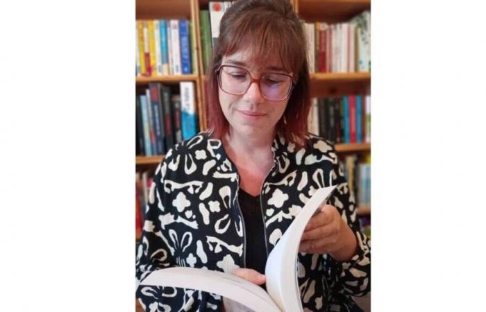 In Morbihan, Audrey Ottonelli launched her traveling bookstore “Another book”