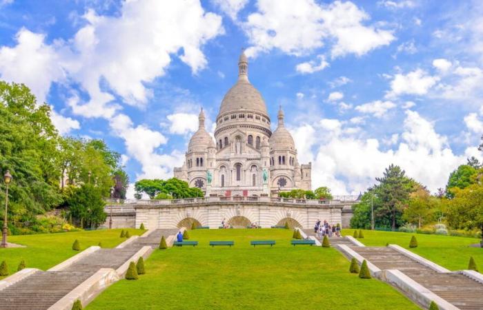 La Butte Montmartre under construction until summer 2025 to get a makeover!