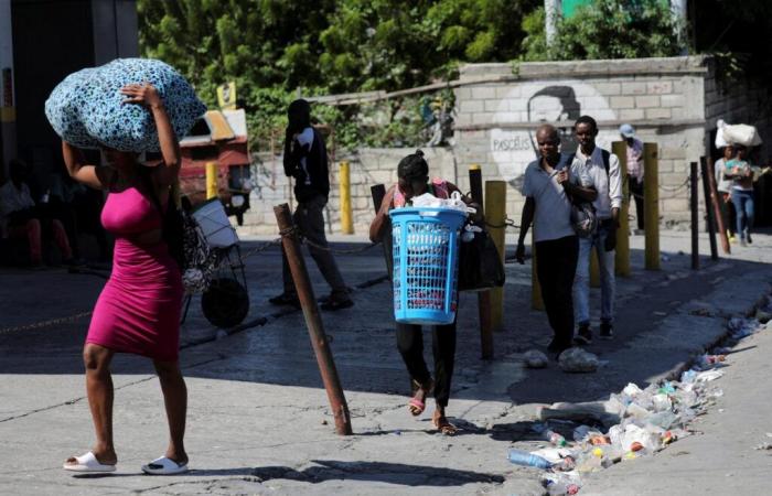 In Haiti, gang violence has led to the displacement of more than 40,000 people in ten days in Port-au-Prince, according to the UN