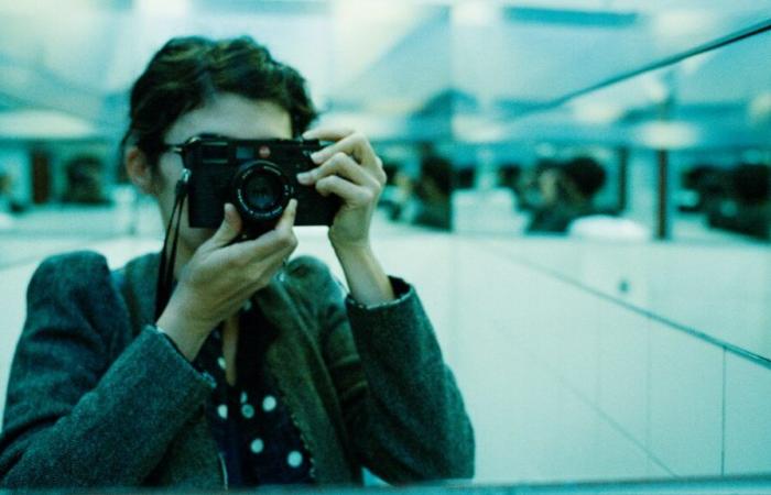 Audrey Tautou signs “Superfacial”, a beautiful book on her personal photographs