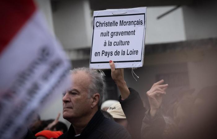 in Nantes, 3,000 demonstrators against cuts in the Region's culture budget