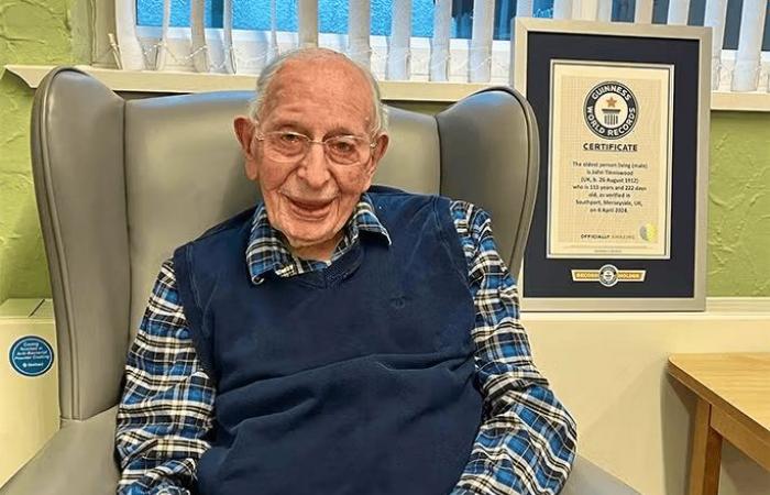 World’s oldest man dies at 112 in England