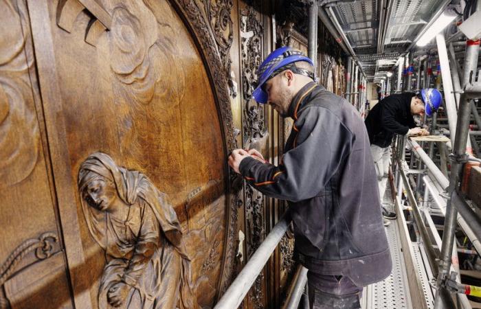 Goodbye skating! The wooden sculptures of Notre-Dame de Paris regain their shine