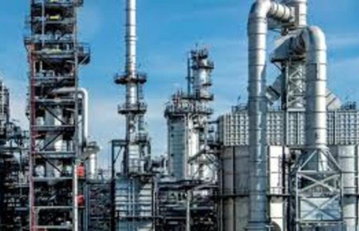 Nigeria reopens refinery closed since 2020 | APAnews