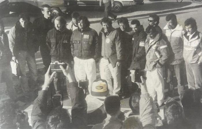 35 years ago, on November 26, 1989, 13 sailors took the start of the first edition