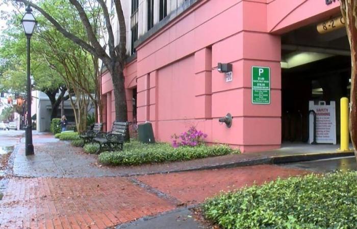 City of Charleston to offer free parking for downtown holiday shopping