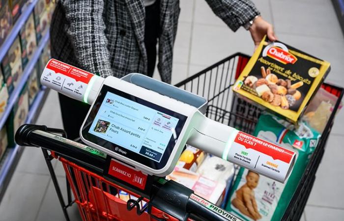 “You eliminate the work of people who feed their children”, “I say no to all this madness”, “What world do we live in”: the connected trolley arrives and does not convince everyone