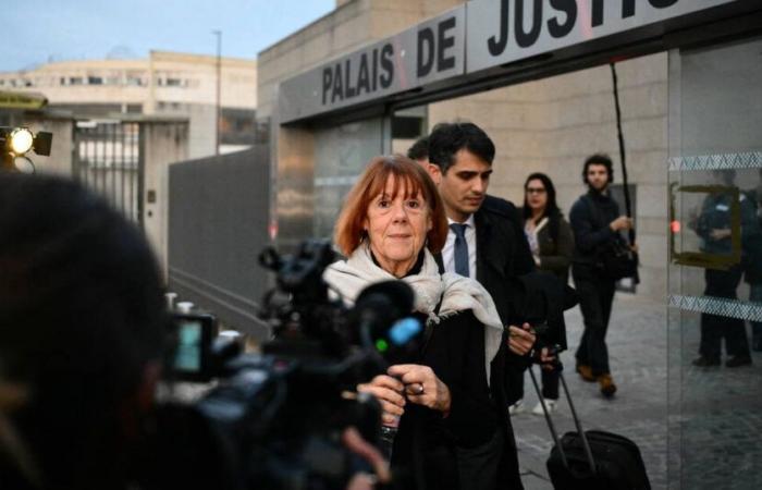 “All the co-defendants could escape the situation, all decided to stay” – Libération