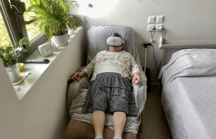 Against pain, hypnosis in virtual reality