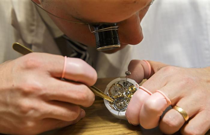 Radium pollution: more than 160 watchmaking workshops cleaned up in Switzerland