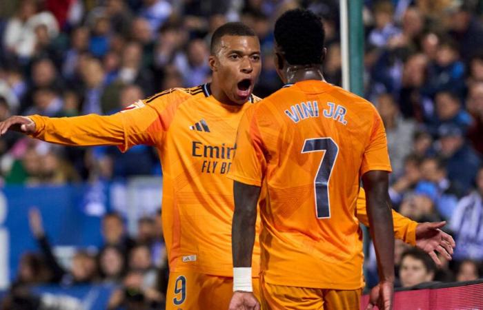 Carlo Ancelotti explains Kylian Mbappe position switch with Vinicius Junior in easy Real Madrid win