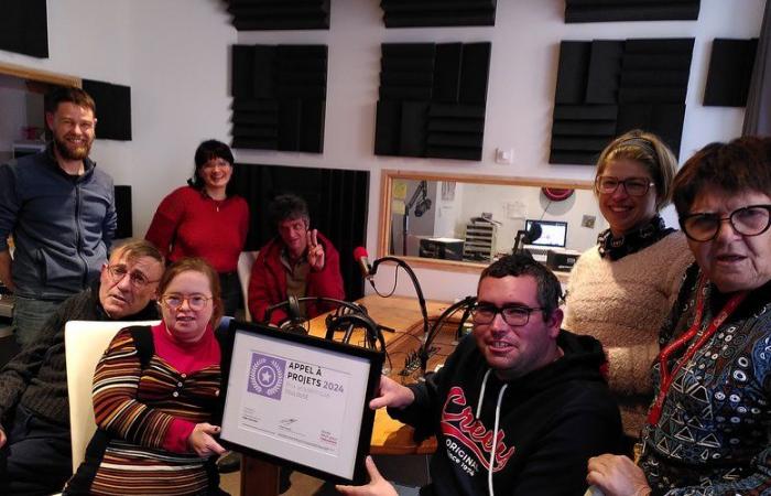 Launched in the spring, the “Radio Charmettes” project was recognized with an award!