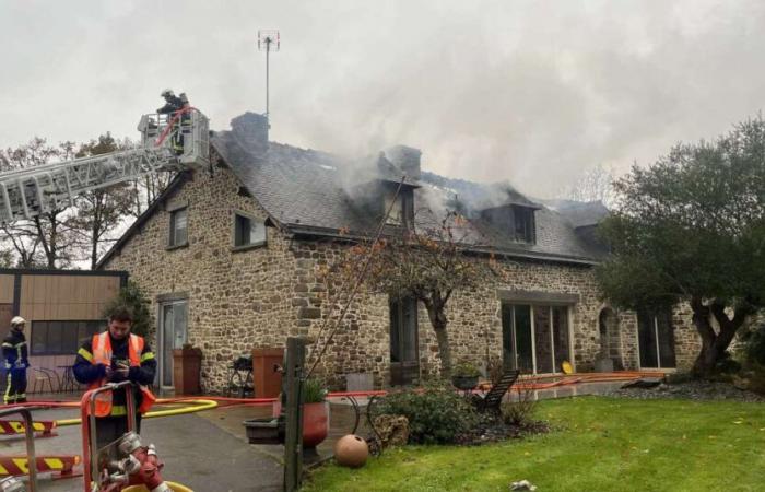 LOUVIGNÉ-DE-BAIS: MAJOR FIRE IN A LONGÈRE