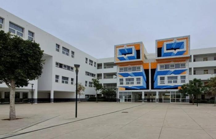 Louis Massignon High School in Bouskoura: angry parents