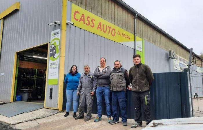 There are only three scrapyards of this type in Aveyron: Gaétan Rous drives for the “cass’auto” of the Decazeville Basin