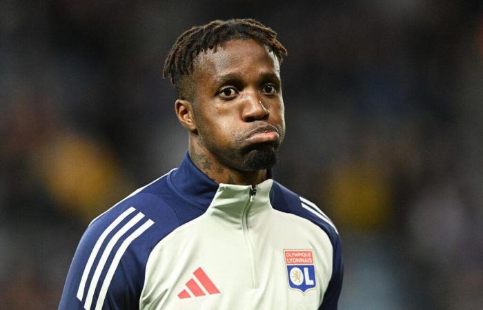 OL: Wilfried Zaha fired, this is confirmed