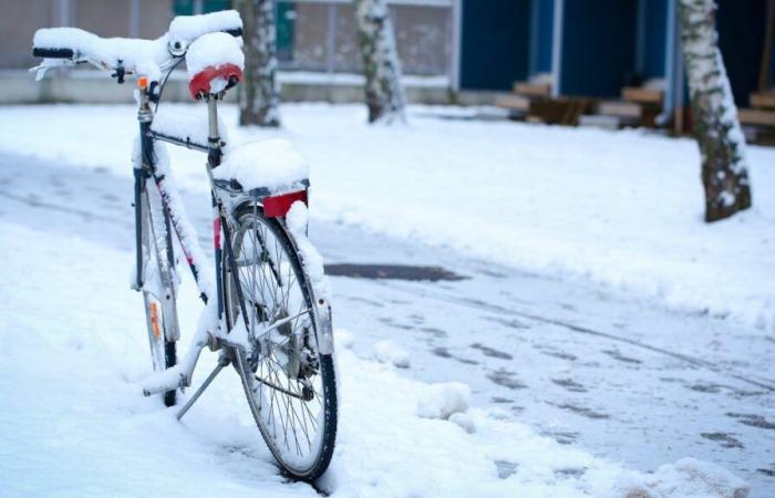 A “rusty shovel” price for poorly cleared cycle paths