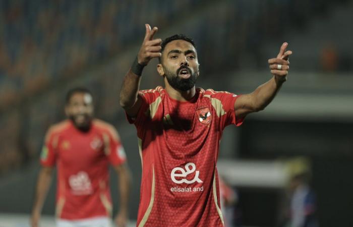 Al Ahly begin title defence with victory, Sundowns held