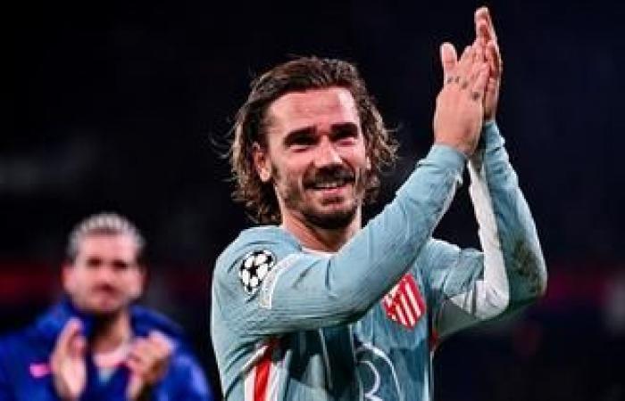 Alexandre Lacazette expresses doubts about Antoine Griezmann's international retirement