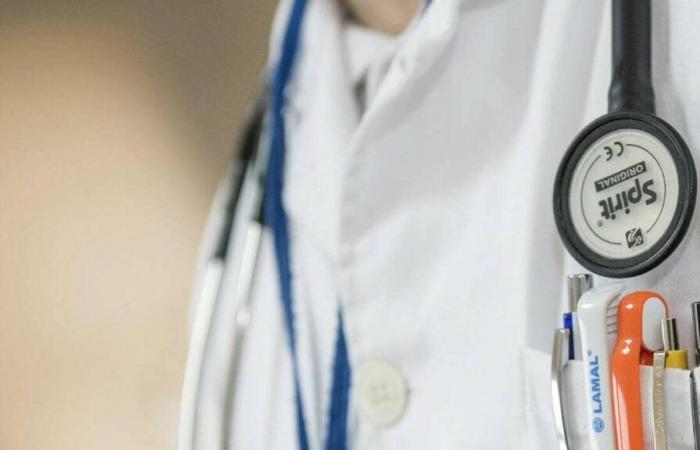 a doctor from Seine-Saint-Denis violently attacked by a patient