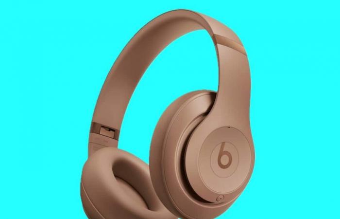 Amazon just smashed the price of Beats Studio Pro headphones