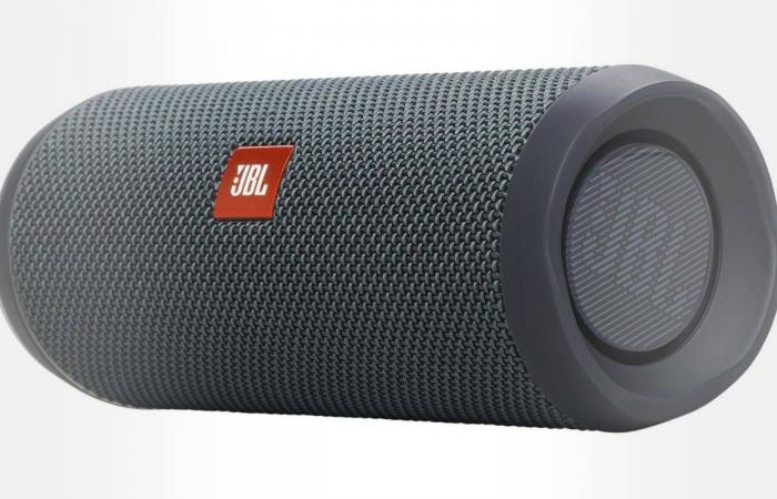 The JBL Flip Essential 2 portable speaker is back at a great price