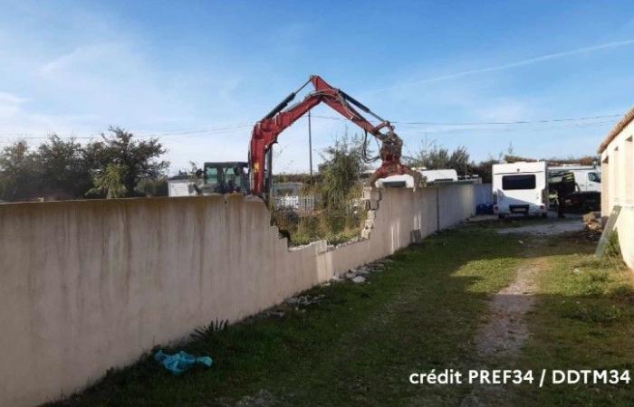 an illegal construction demolished in this town