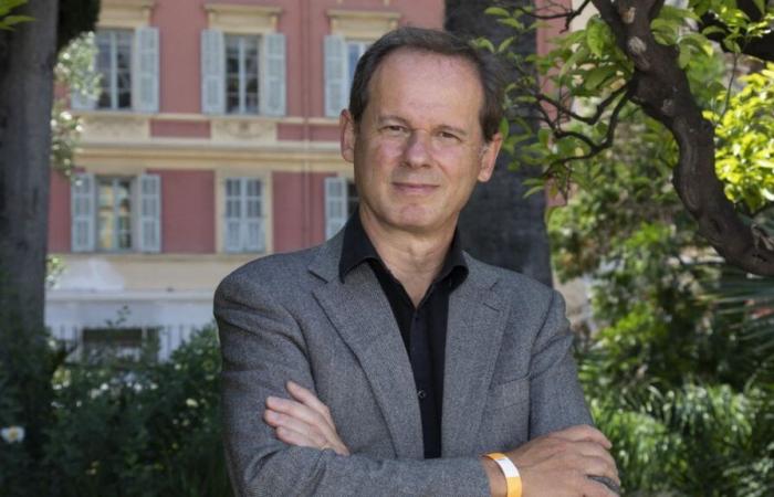 José Rodrigues dos Santos publishes his novel “Oubliés” in France