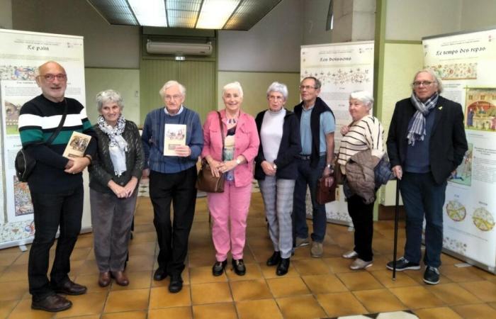 Navarrenx: the public discovers the book “Drinking and eating in the period of the bastides”