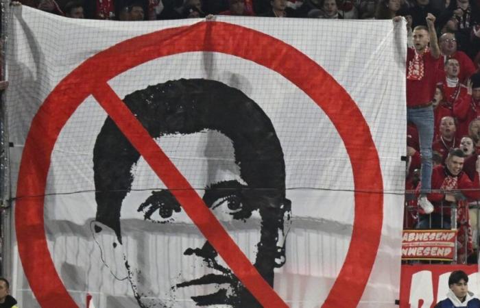 Bayern fans throw curveball at PSG’s Al-Khelaifi in UCL protest