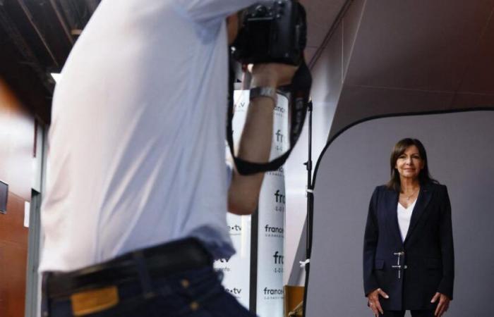 In Paris, an army of communicators serving Anne Hidalgo