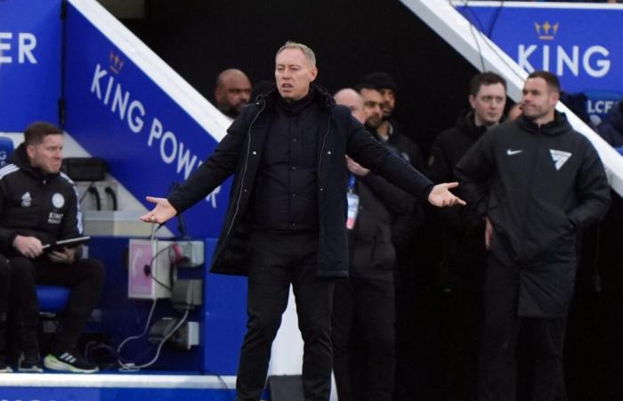 Leicester players in the middle of a Christmas party during the dismissal of their coach – England – Leicester City