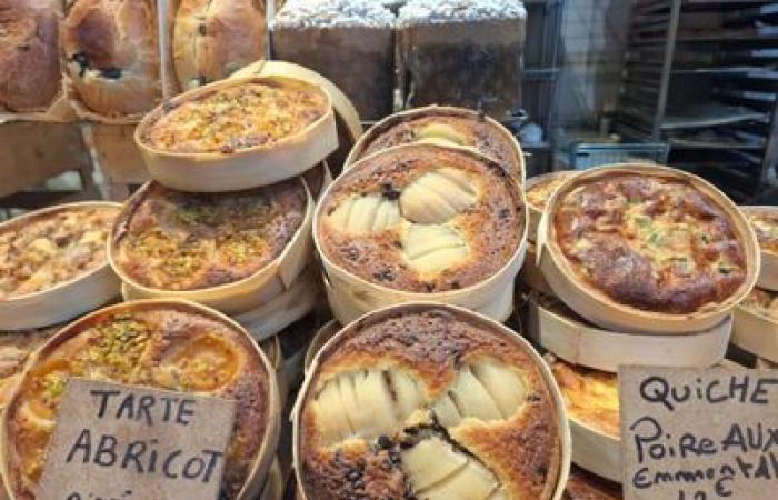 Walk: The Marais and its delicacies – Hôtel de Ville de Paris – Paris, 75004