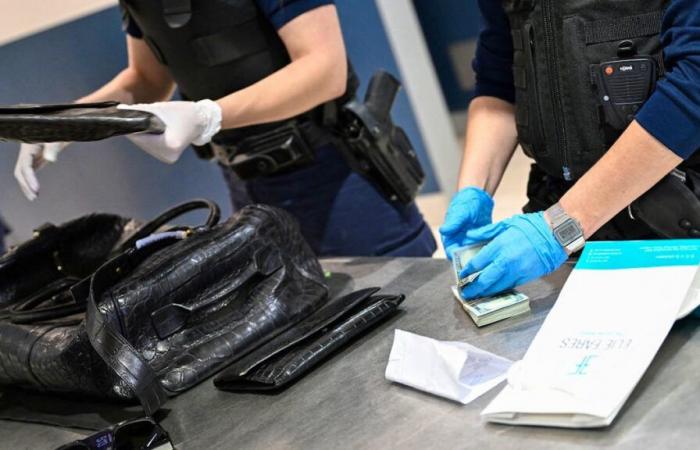 Arrested at airport wearing meth-soaked pajamas