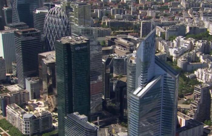 the La Défense district in the midst of a crisis