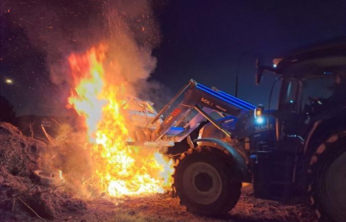 DIRECT. Anger of farmers: more than a hundred demonstrators erect a wall in front of the INRAE ​​institute in Paris