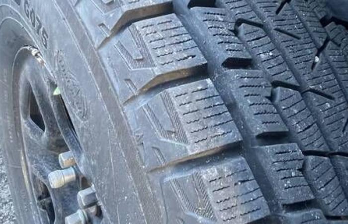 How much faster do electric car tires wear out?