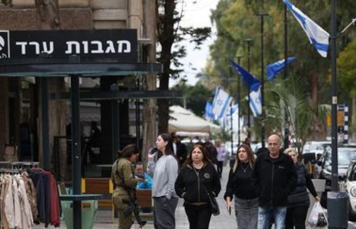 Israelis divided over ongoing truce in Lebanon