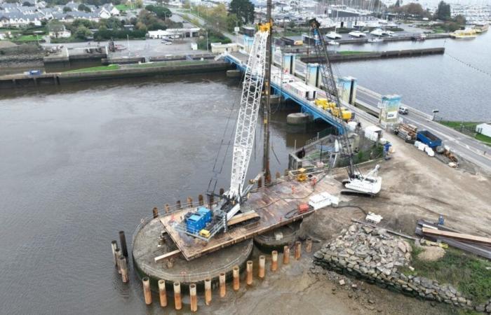 victim of corrosion, the Arzal dam under construction for several months