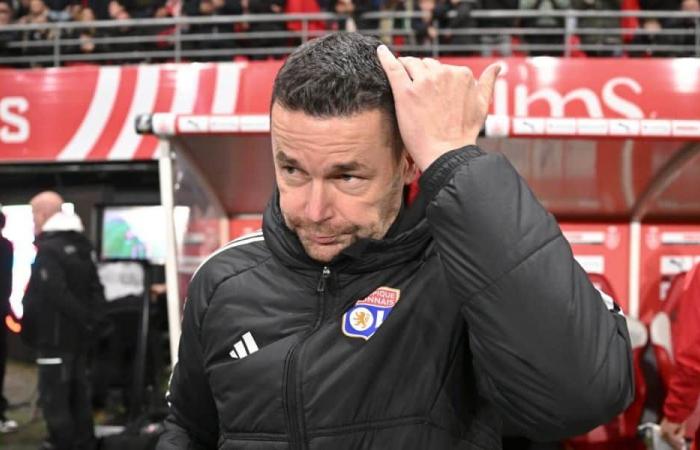 OL: Pierre Sage will not upset Textor at Qarabag