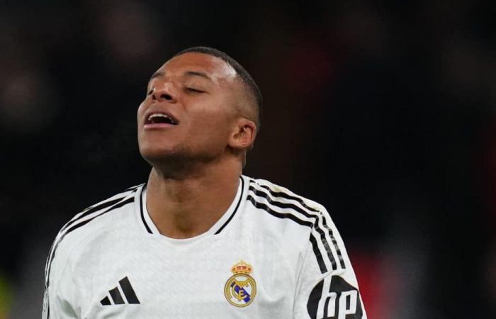 Real Madrid: Mbappé is drowning, Ancelotti and Bellingham come to his aid!