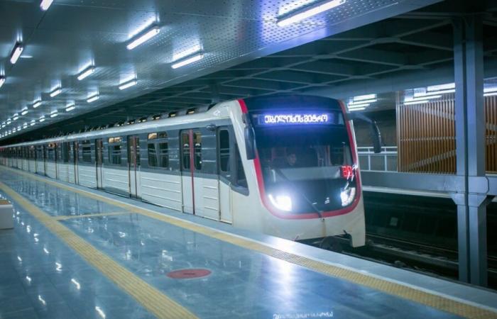 Tender for Metro Train Procurement: Key Project Details