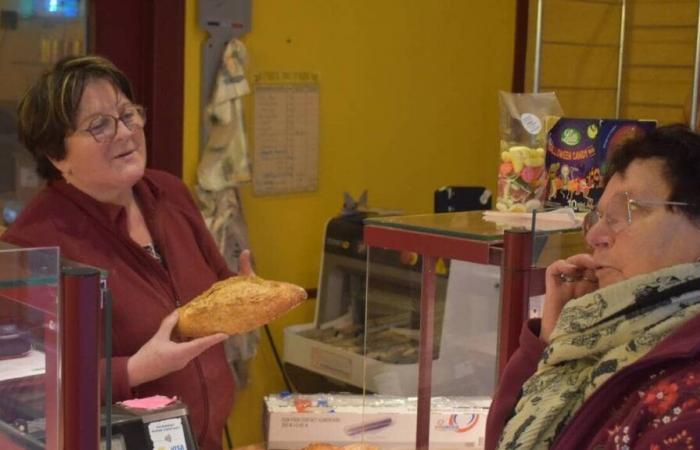 In Saint-Denis-de-Gastines, the last bakery in the village will close on Saturday evening